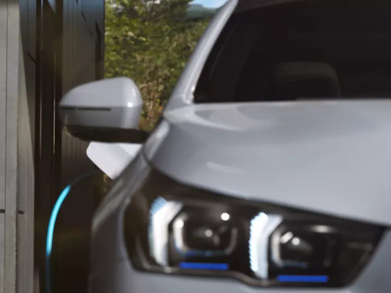 BMW 5 Series Saloon Plug-in Hybrid Front