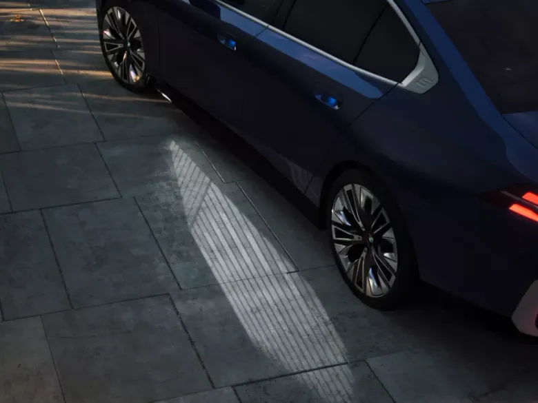 BMW 5 Series Saloon Led