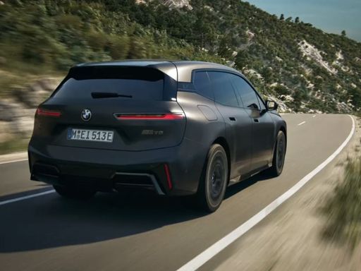 BMW iX M70 High performance
