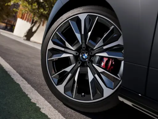 BMW iX M70 M Sport Brakes