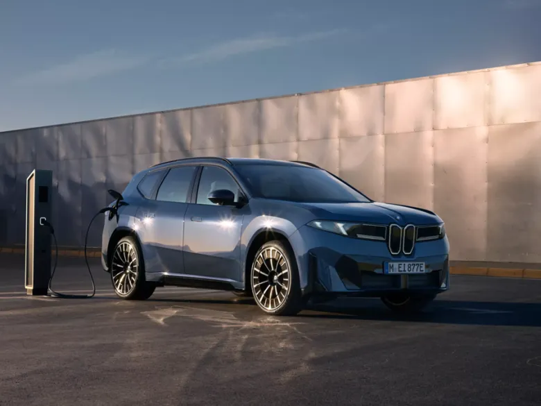 BMW iX3