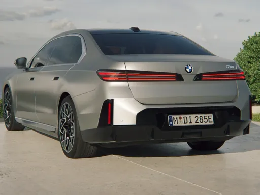 THE NEW BMW i3 SALOON.