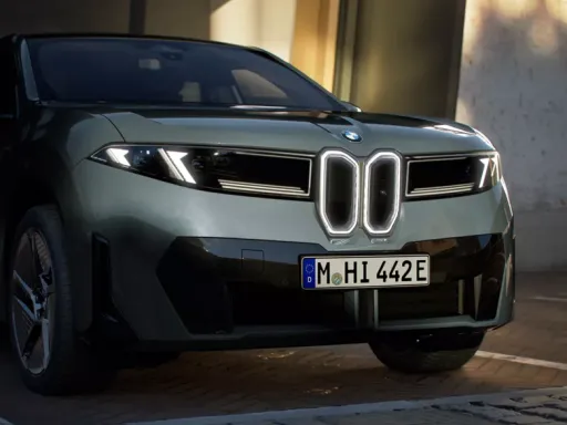 The New BMW iX4 Front