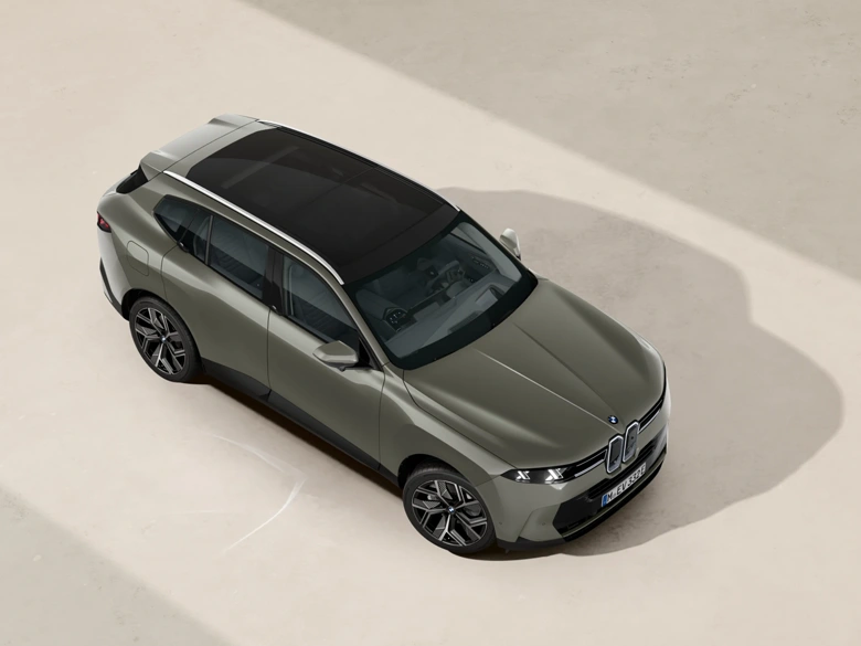 THE NEW BMW iX5
