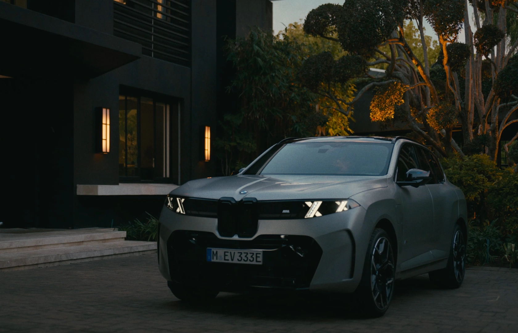 THE NEW BMW X5 M