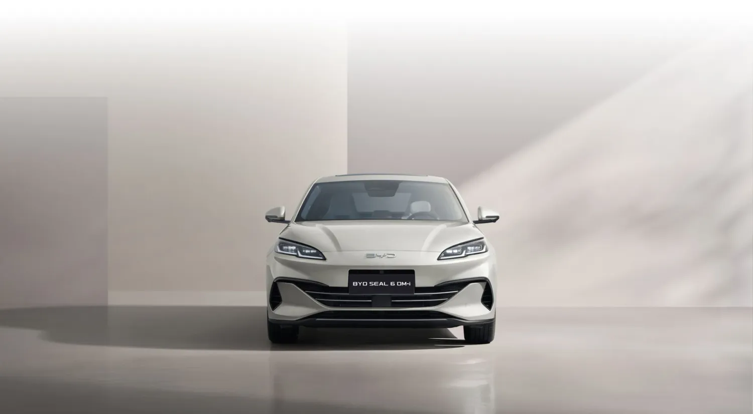 Seal 6 Super Hybrid Exterior