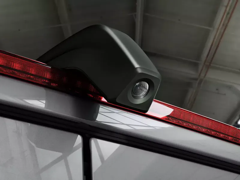 Overview when manoeuvring thanks to rear-view camera