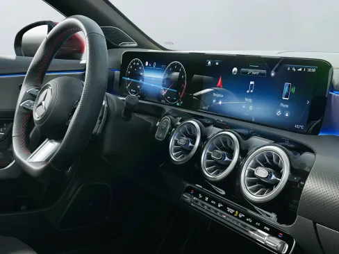CLA Shooting Brake Interior