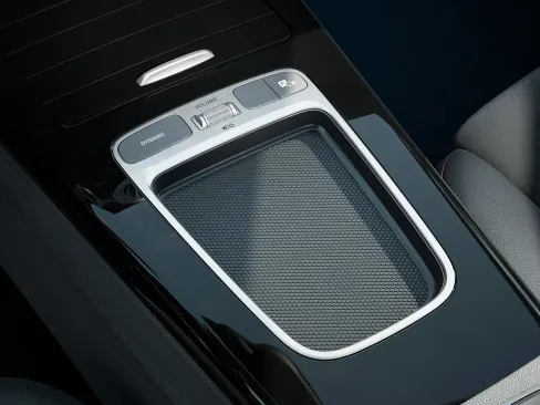 CLA Shooting Brake Interior