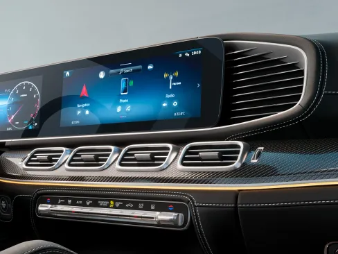 GLS SUV Multimedia System