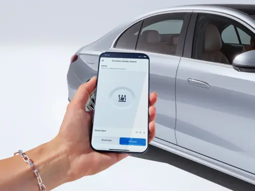 E-Class Digital Extras
