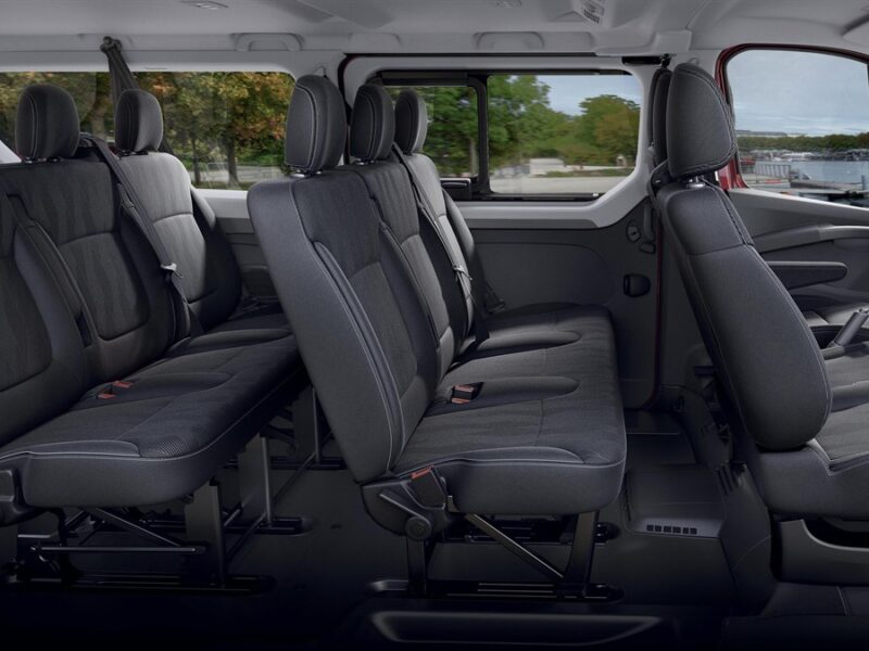 trafic passenger design interior