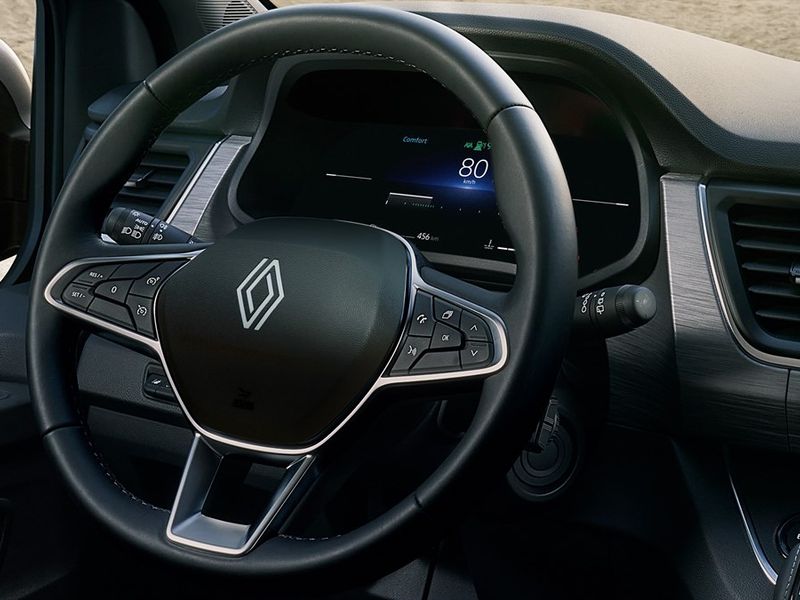 trafic passenger design interior